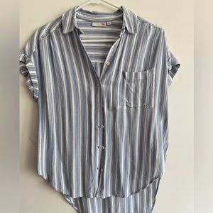 So women’s shirt